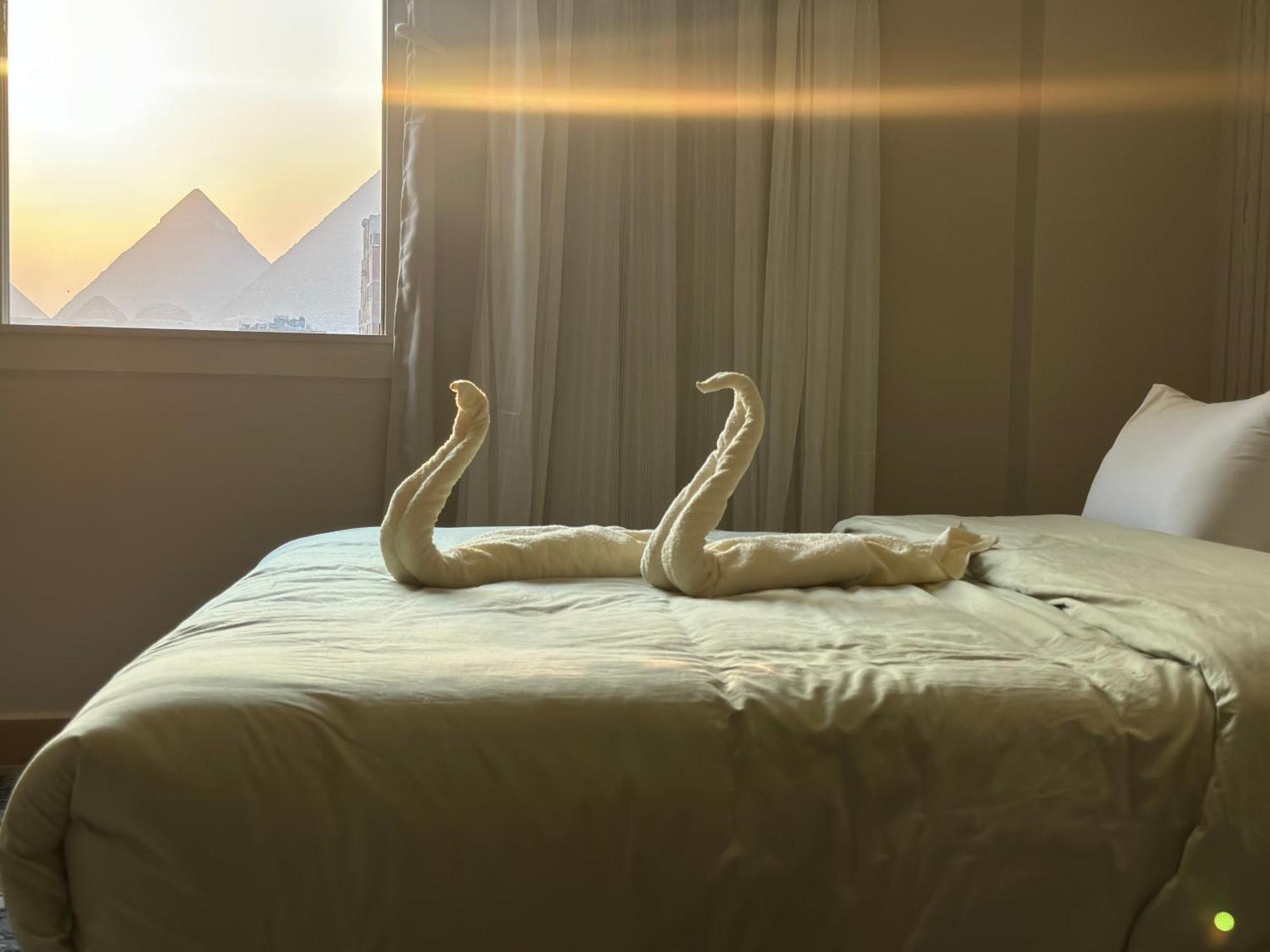 Mirage Pyramids View Hotel Nazlet el-Sîsi Zewnętrze zdjęcie